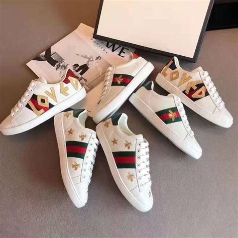 harga sepatu merk gucci|sepatu gucci putih.